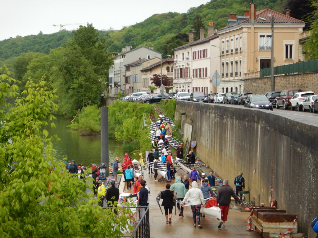 row Lyon
